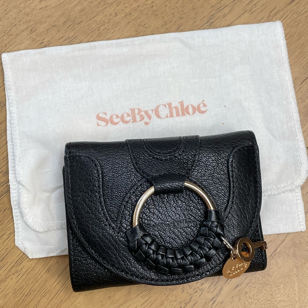 SeeByChloe Hana Wallet